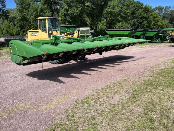 2017 John Deere 612FC Header Corn Head
