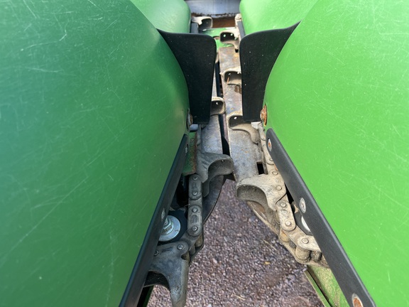 2017 John Deere 612FC Header Corn Head