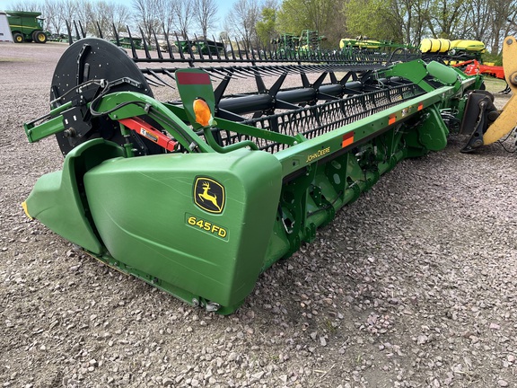 2017 John Deere 645FD Header Combine