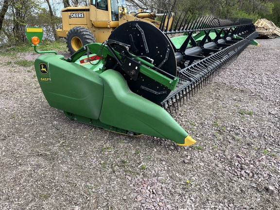 2017 John Deere 645FD Header Combine