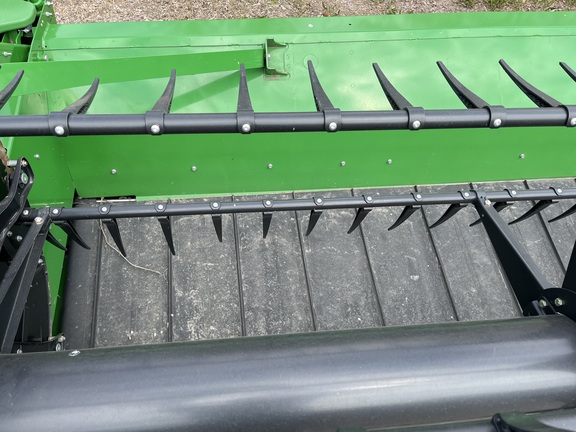 2017 John Deere 645FD Header Combine