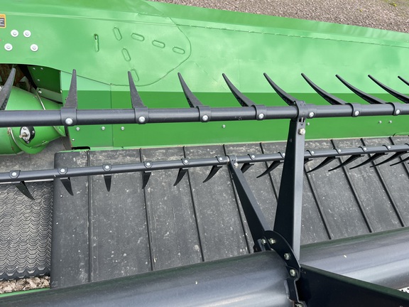2017 John Deere 645FD Header Combine