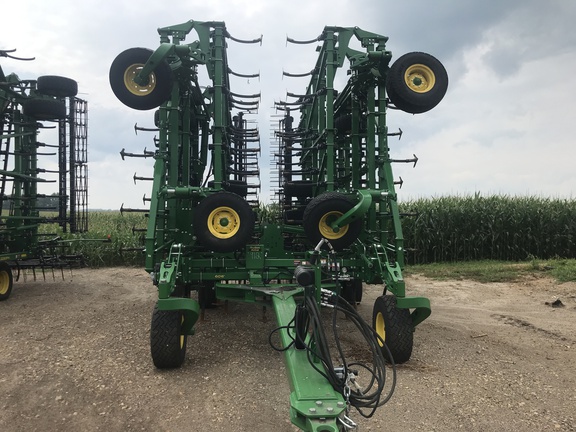 2024 John Deere 2230FH Field Cultivator