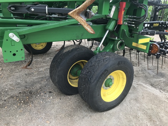 2024 John Deere 2230FH Field Cultivator