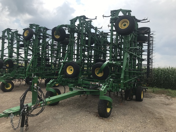 2024 John Deere 2230FH Field Cultivator