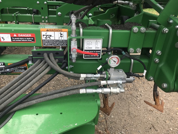 2024 John Deere 2230FH Field Cultivator