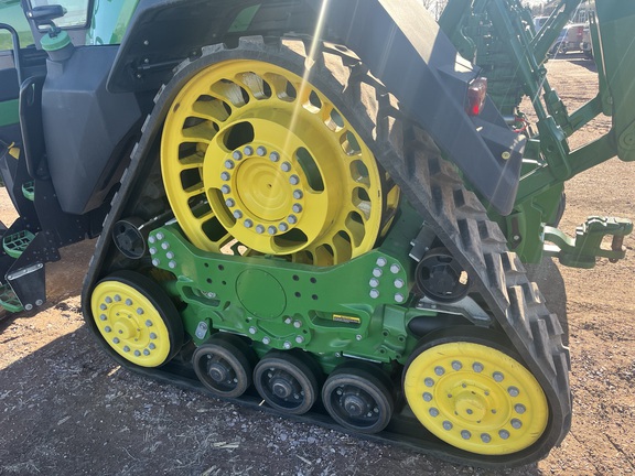 2020 John Deere 8RX 370 Tractor Rubber Track