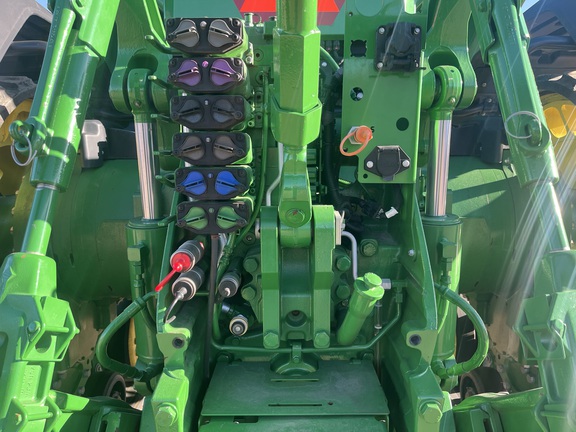 2020 John Deere 8RX 370 Tractor Rubber Track