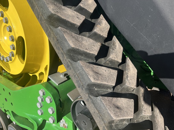 2020 John Deere 8RX 370 Tractor Rubber Track