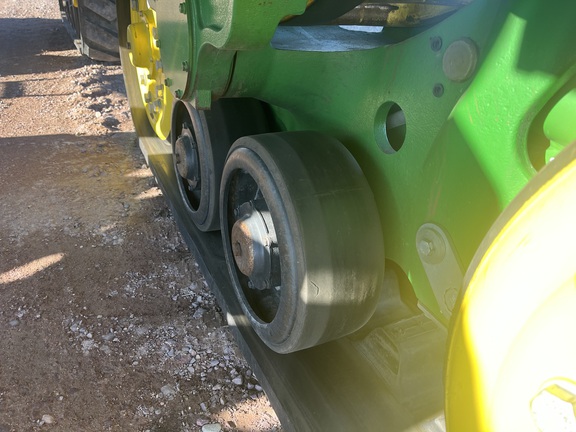 2020 John Deere 8RX 370 Tractor Rubber Track