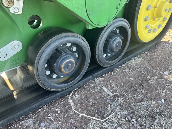 2020 John Deere 8RX 370 Tractor Rubber Track