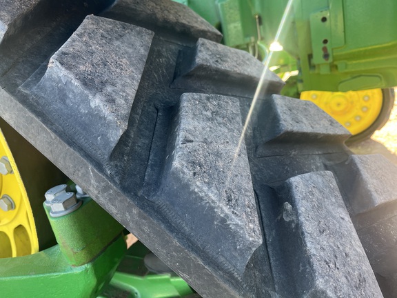 2020 John Deere 8RX 370 Tractor Rubber Track