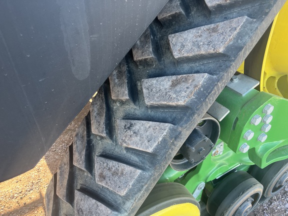 2020 John Deere 8RX 370 Tractor Rubber Track