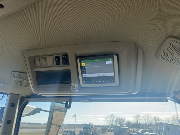 2020 John Deere 8RX 370 Tractor Rubber Track