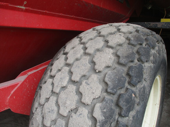 2004 Brent 780 Grain Cart