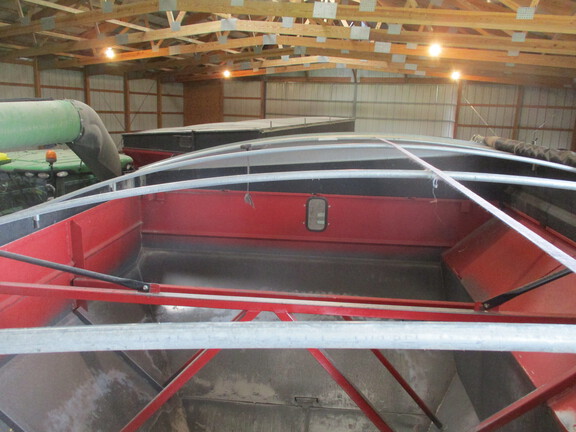 2004 Brent 780 Grain Cart