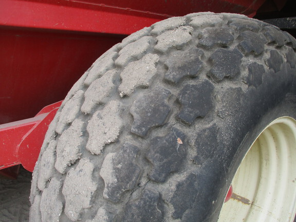 2004 Brent 780 Grain Cart