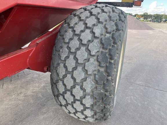 2004 Brent 780 Grain Cart