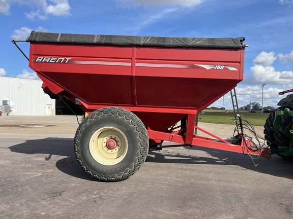 2004 Brent 780 Grain Cart
