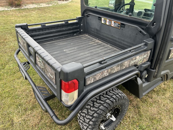 2023 John Deere XUV 835R ATV