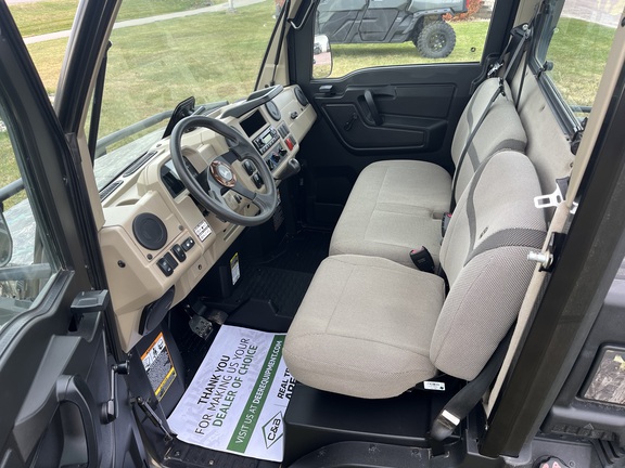 2023 John Deere XUV 835R ATV