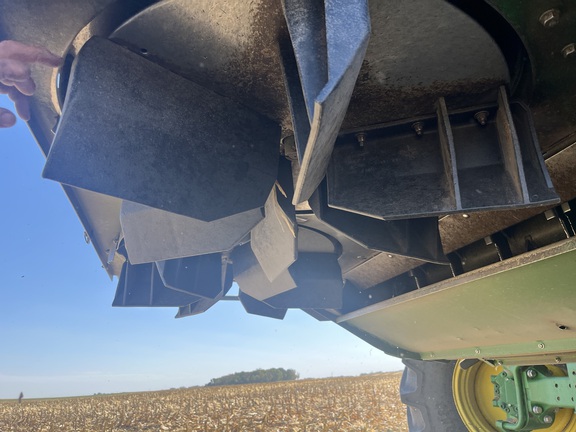 2022 John Deere S790 Combine