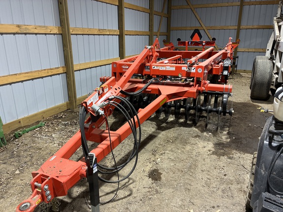 2024 Kuhn 4810 - 7 Disk Ripper