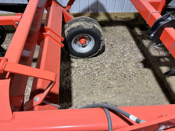 2024 Kuhn 4810 - 7 Disk Ripper