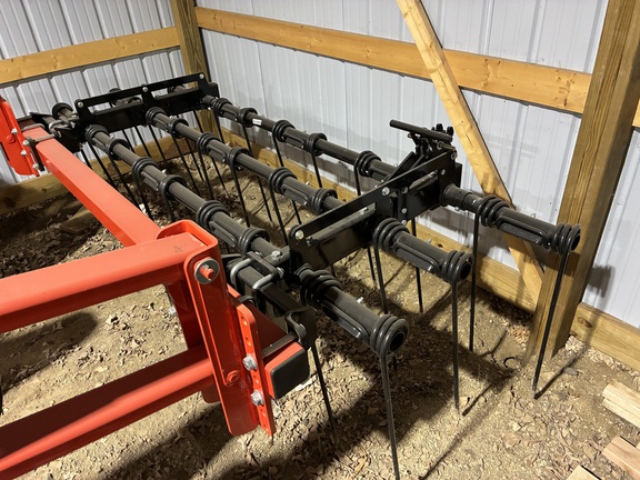 2024 Kuhn 4810 - 7 Disk Ripper