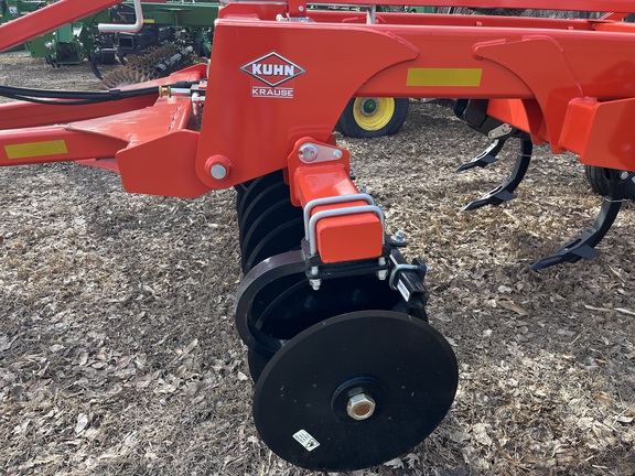 2024 Kuhn 4810 - 7 Disk Ripper