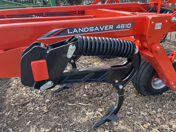 2024 Kuhn 4810 - 7 Disk Ripper