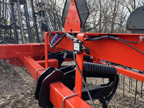 2024 Kuhn 4810 - 7 Disk Ripper