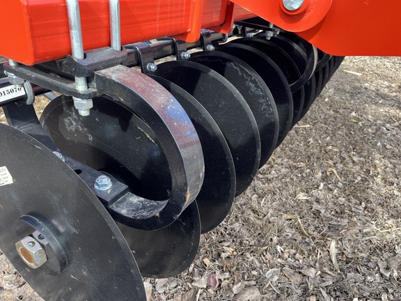 2024 Kuhn 4810 - 7 Disk Ripper