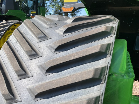 2024 John Deere 9RX 640 Tractor Rubber Track