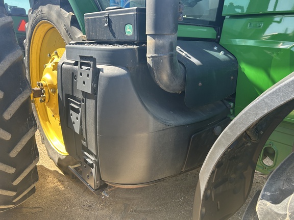 2012 John Deere 7215R Tractor