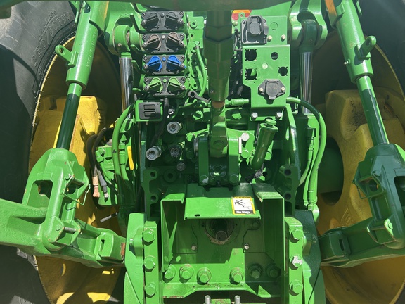 2012 John Deere 7215R Tractor