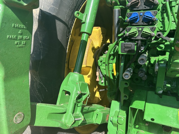 2012 John Deere 7215R Tractor