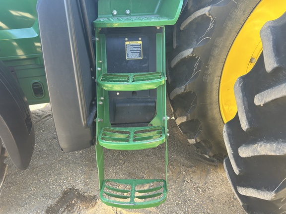 2012 John Deere 7215R Tractor