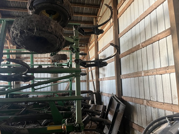 2012 John Deere 2410 Chisel Plow