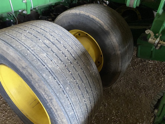 2015 John Deere DB60 Planter