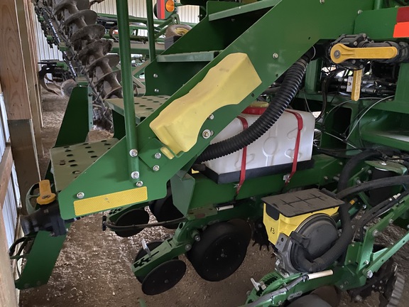 2015 John Deere DB60 Planter