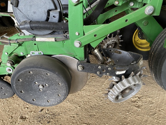 2015 John Deere DB60 Planter