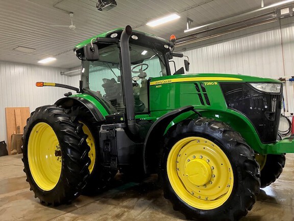 2013 John Deere 7280R Tractor