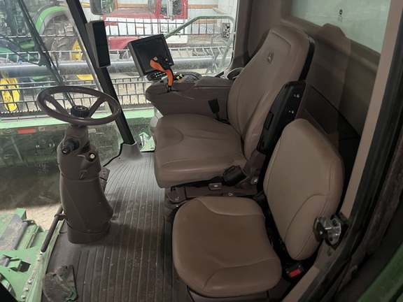 2021 John Deere S770 Combine