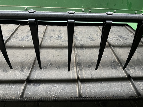 2021 John Deere RD30F Header Combine