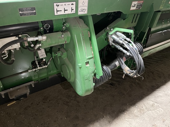 2021 John Deere RD30F Header Combine