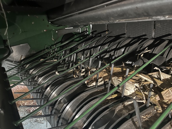 2023 John Deere 560M Baler/Round