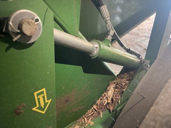 2023 John Deere 560M Baler/Round