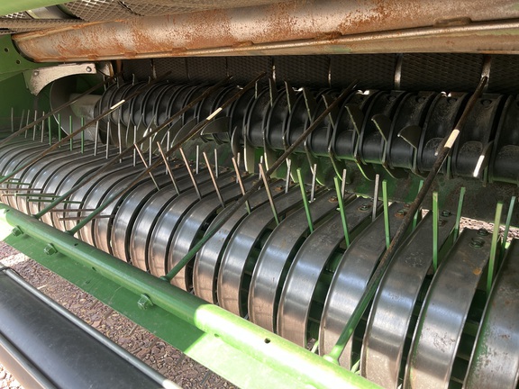 2023 John Deere 560M Baler/Round