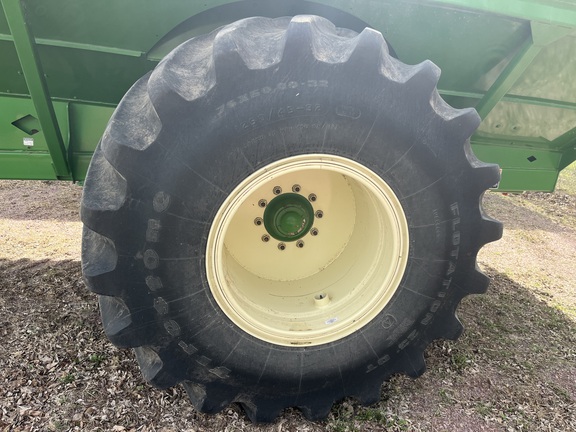 2012 Unverferth 1110 Grain Cart